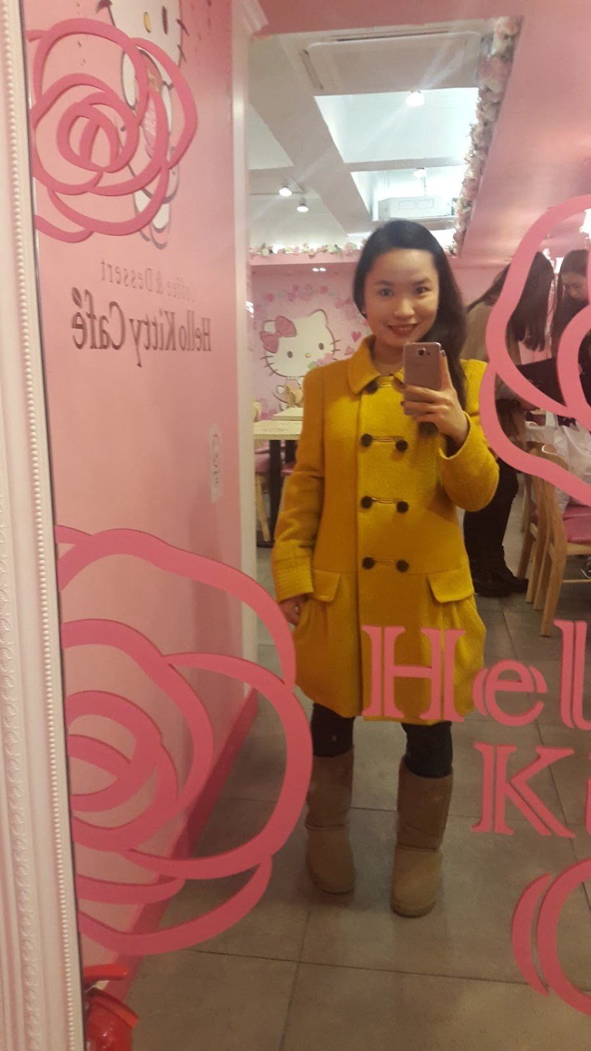 Hello Kitty Cafe
